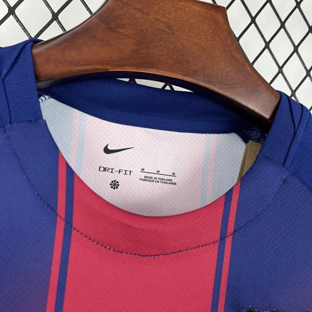 Barcelona x Olivia Rodrigo 25/26