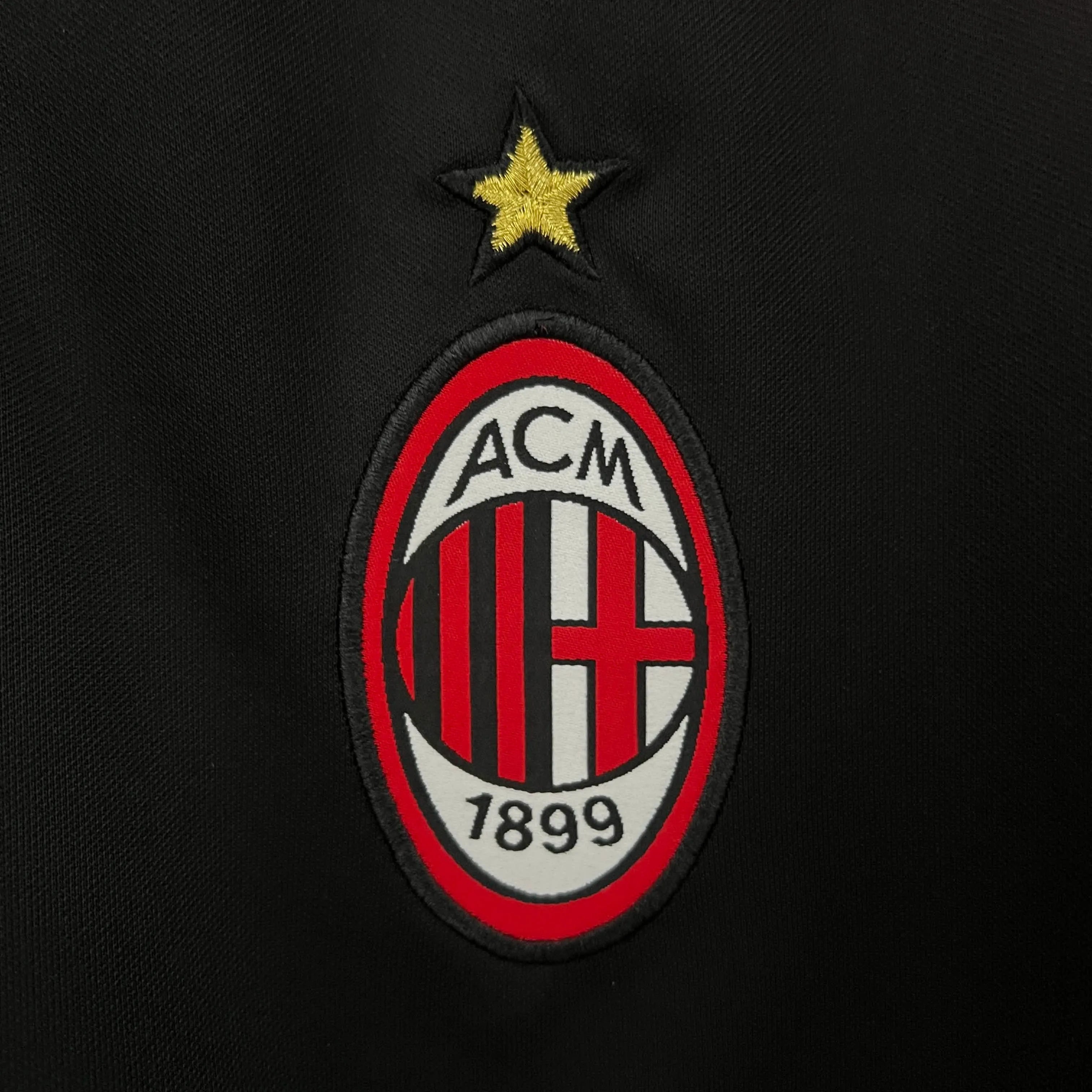 AC Milan 2000/01 Third Retro Jersey – Vintage Edition (Black) | Limited Edition